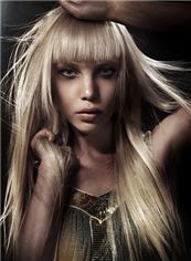 Fabulous Long Blonde Female Straight Vogue Wigs 22 Inch