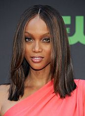 Sketchy Medium Brown Female Tyra Straight Celebrity Hairstyle 14 Inch
