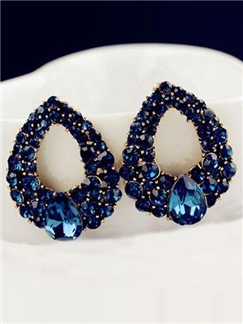 Delicate Water Droplets Shape Sapphire Earrings